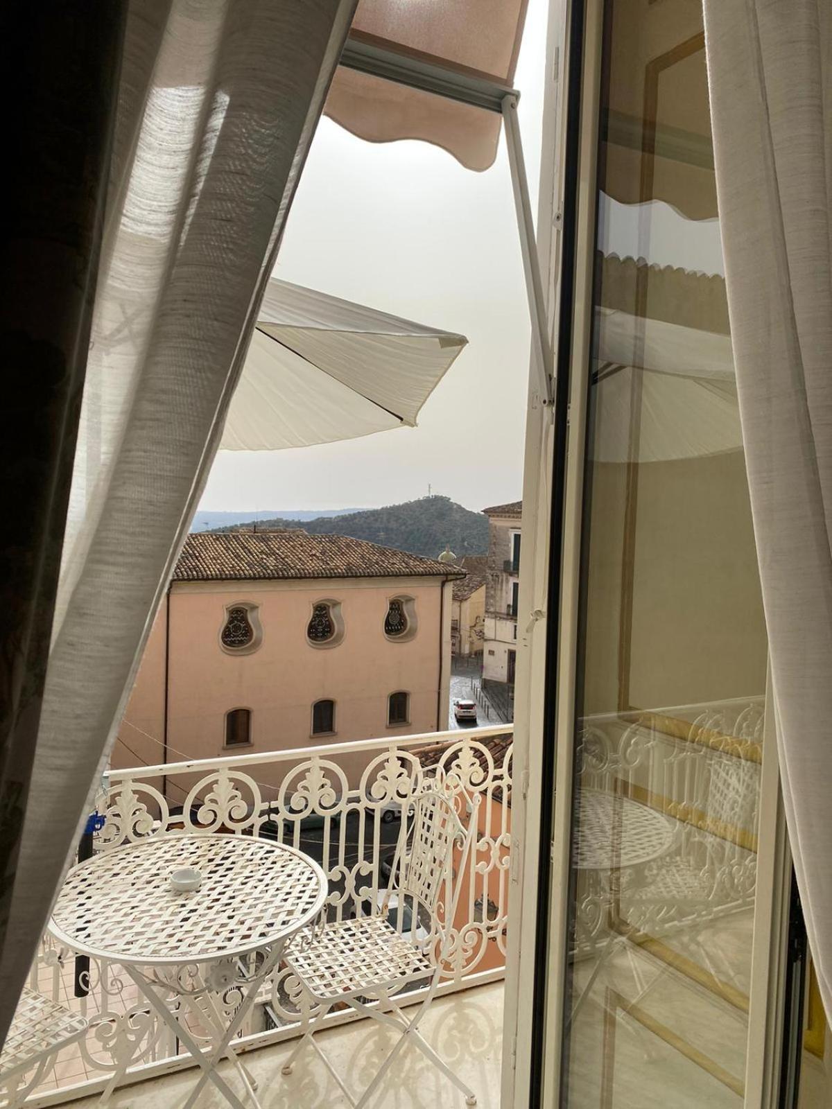 Palazzo Cherubini-Pools & Wellness Rossano Exterior foto